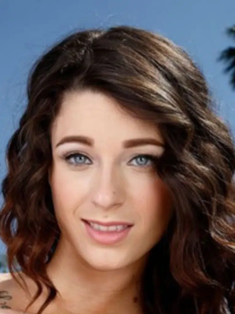 Vanessa Sixxx Biography: Wiki, Age, Career, Height, Weight, Boyfriend, Net Worth & More